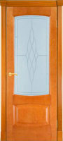 <b>Межкомнатная дверь: Антик (африканский орех)</b><br><b>Комплектация:</b> дверное полотно, коробка с уплотнителем, коробка с уплотнителем фигурная, наличник, доборная доска 100, 150, 200 мм, доборная доска фигурная 100, 150, 200 мм, планка накладная, капитель, витраж (вставлен в остекленное дверное полотно).<br>60, 70, 80, 90х200см; <br>